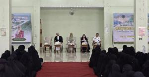 Sosialisasi 4 Pilar Kebangsaan, Dr Karmila Sari Ingatkan Santriwati Pentingnya Mengenal Jati Diri Bangsa